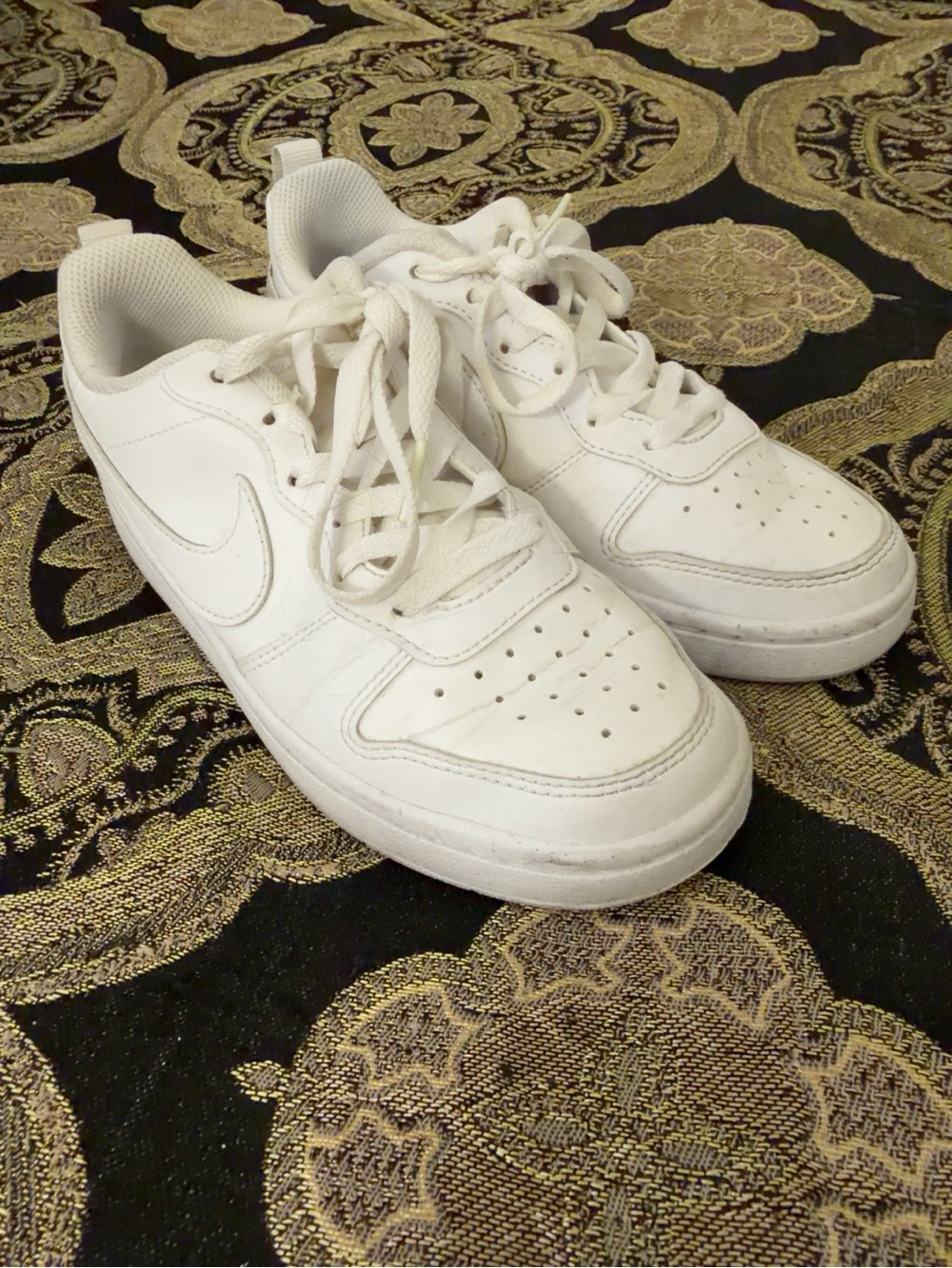 Nike Court Borough Low 2 White Sneakers | Youth 3.5Y (Women’s 5) |